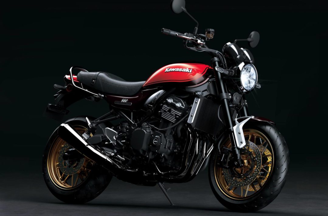 【豪華なのは火の玉カラーだけ！】Z900RS・Z650RS 50周年アニバーサリー記念モデル「Z900RS 50th Anniversary」「Z650RS  50th Anniversary」が発表！【発売日・価格は？標準モデルとの違いとは？】 | 軽々と、遠くへ。