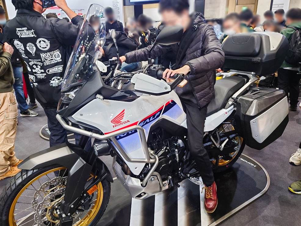現車確認！】XL750 トランザルプ オプション装着車で足つき