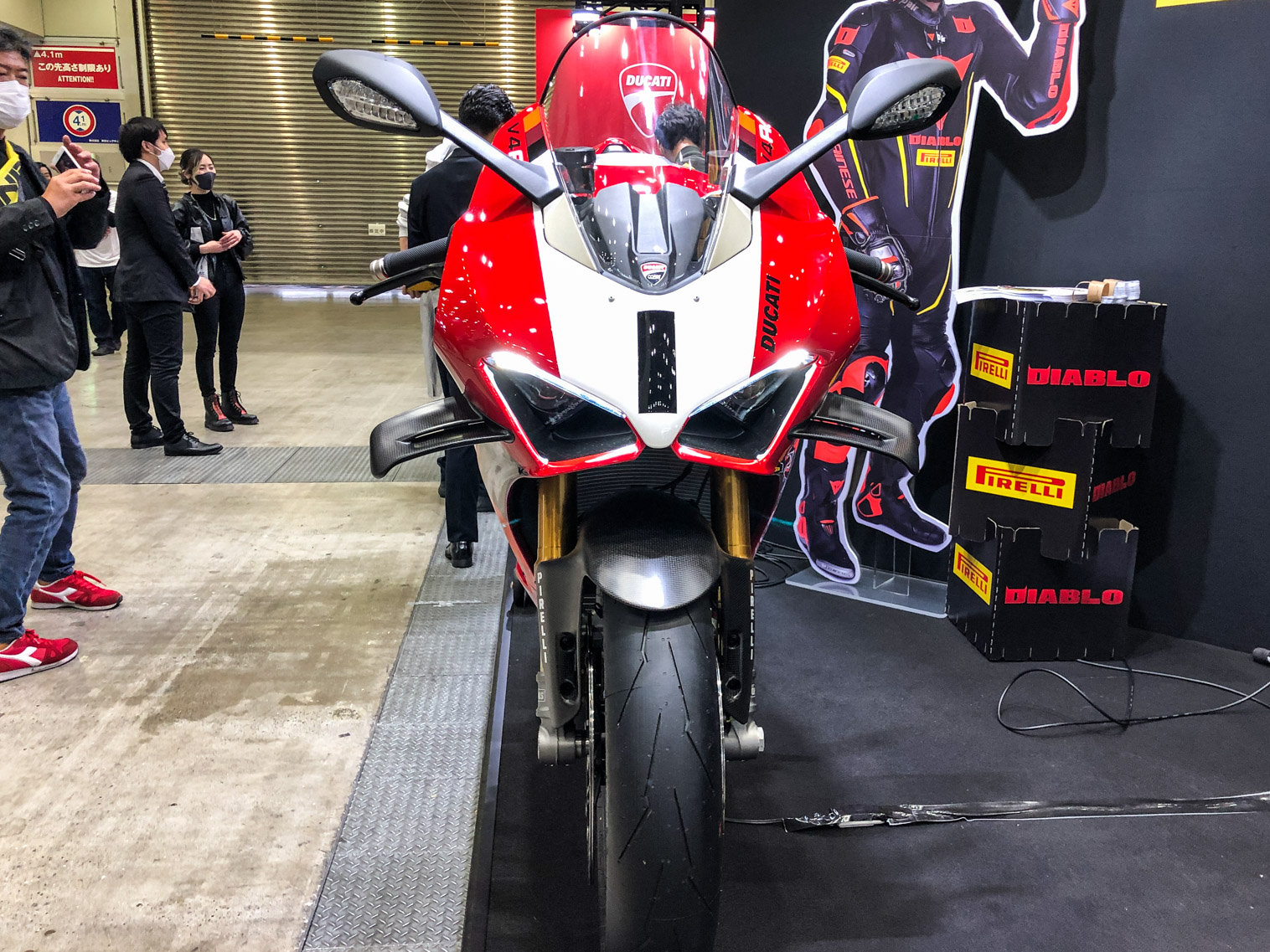 現車確認！】新型ドゥカティ パニガーレV4Rのウイングレット