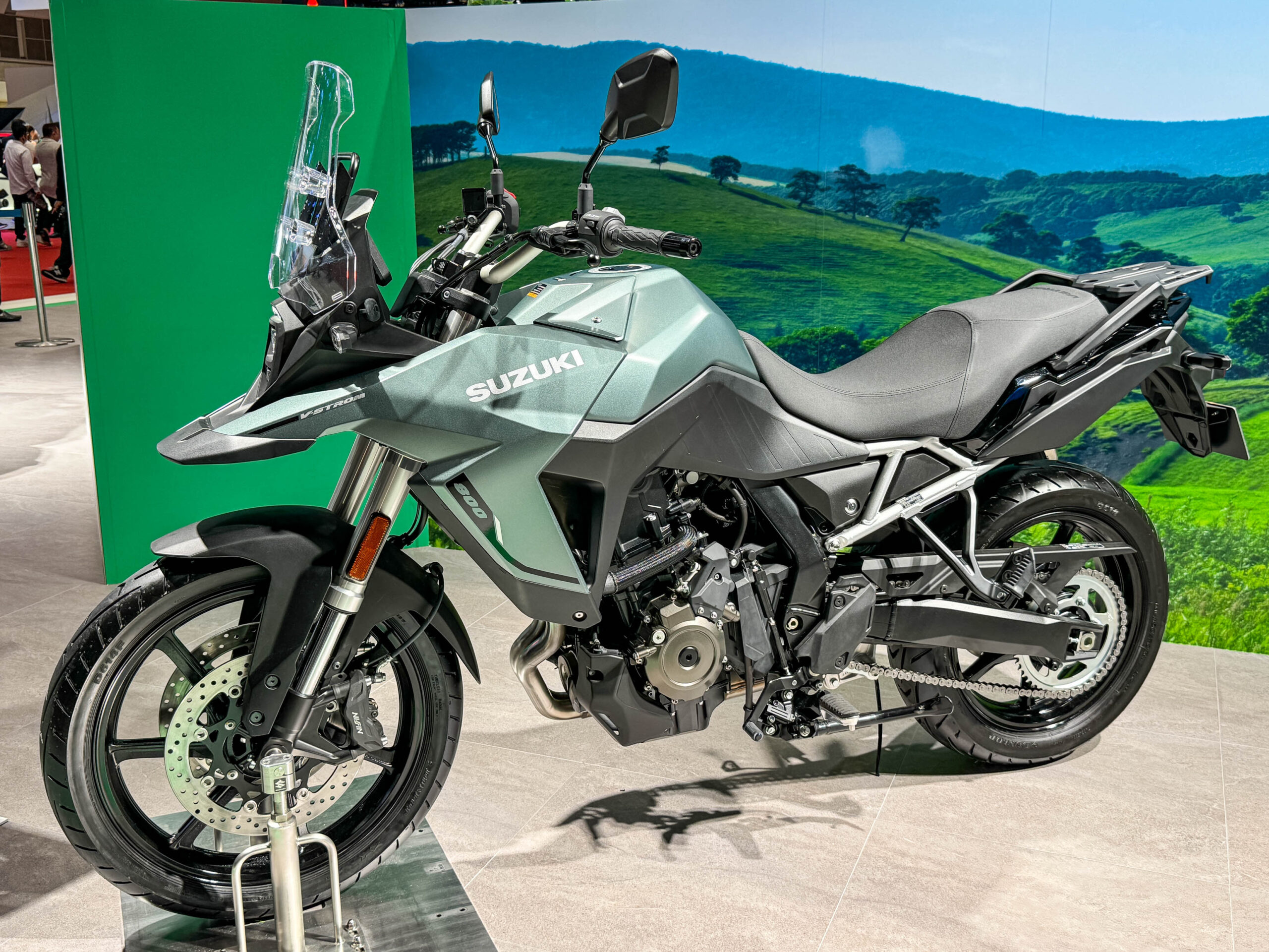 現車確認】Vストローム800 ロード仕様のスペック詳細と足つき
