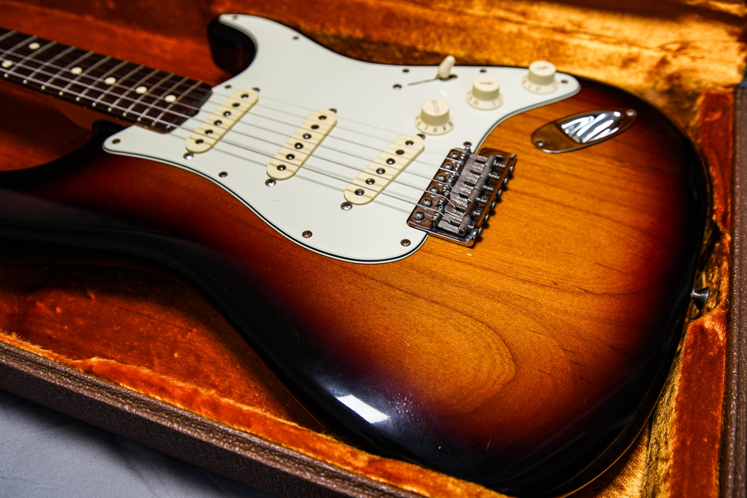 Fender American Vintage II 1961 Stratocaster 3-Color